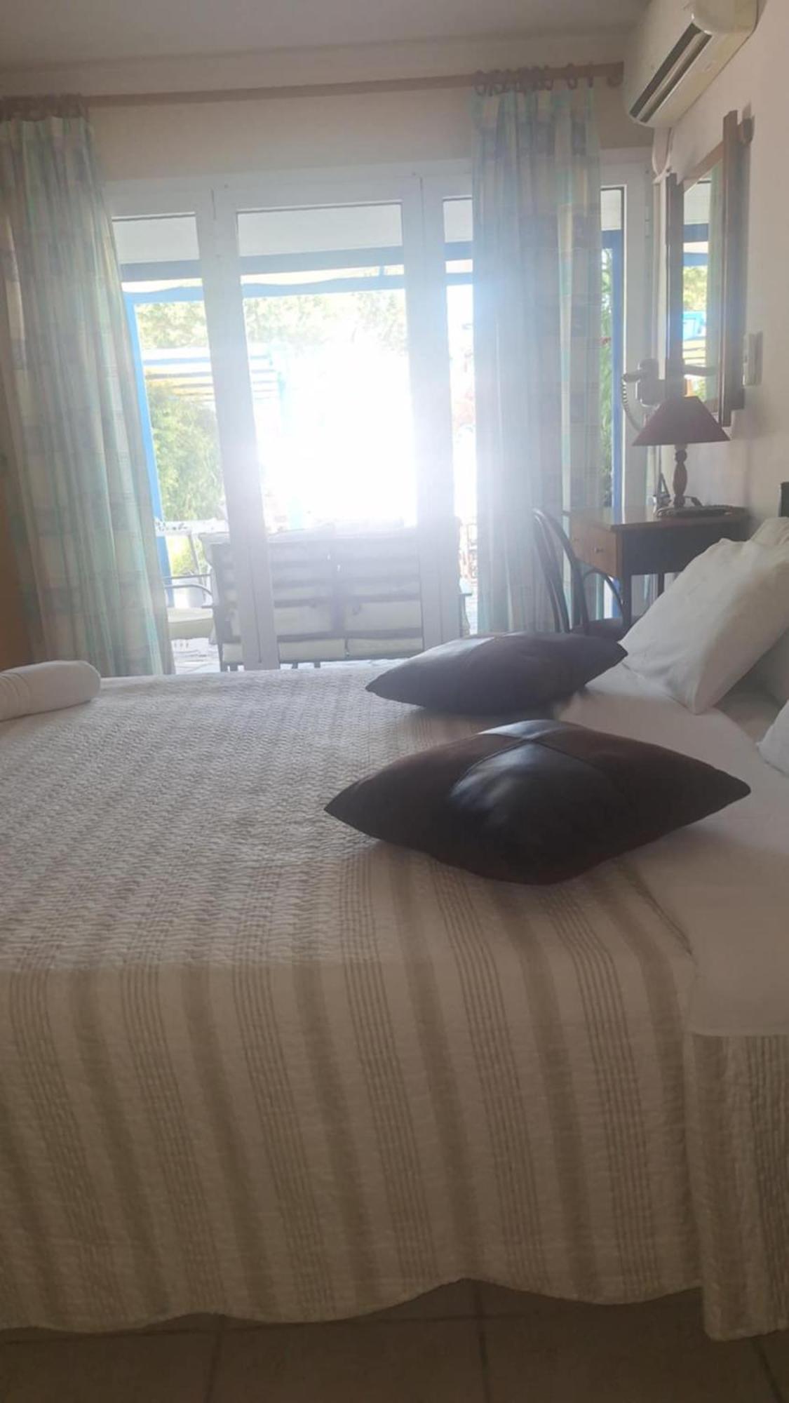 Fotini Apartments Paralia Agias Foteinis Bilik gambar